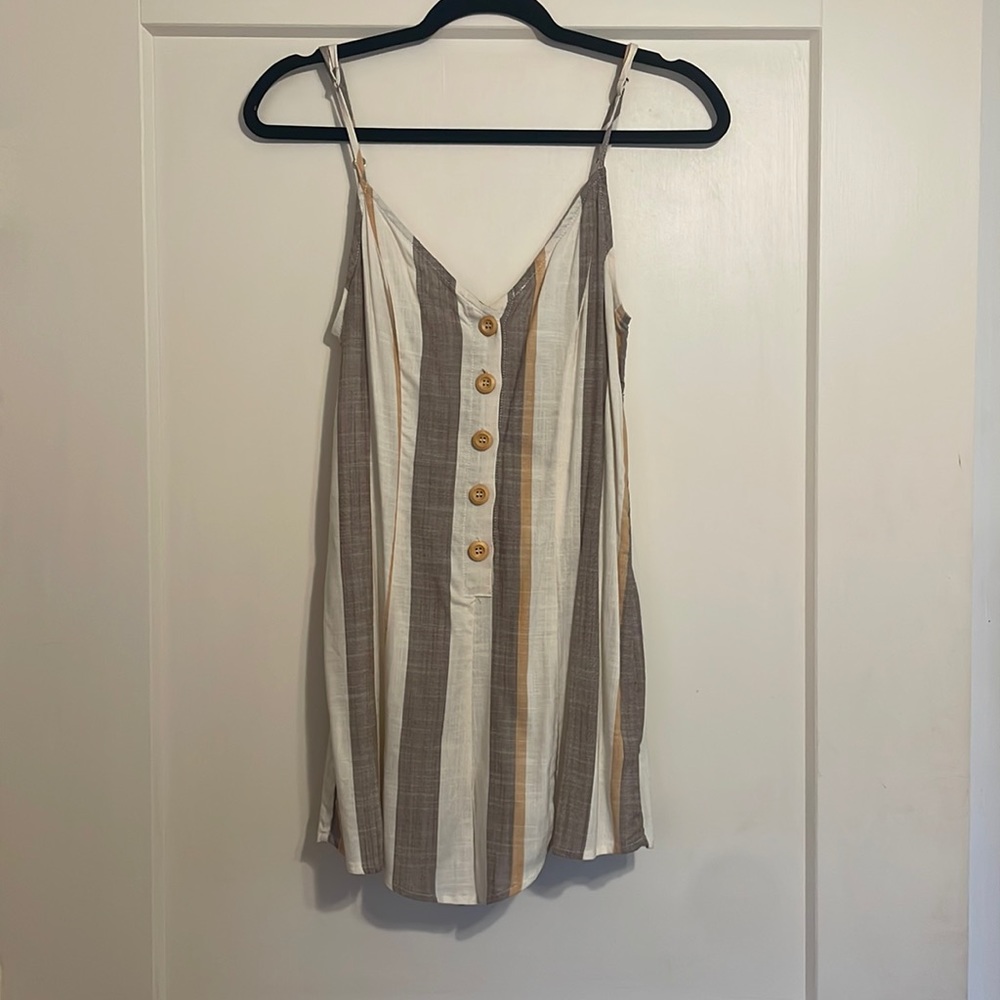 Show me your MuMu linen romper size small